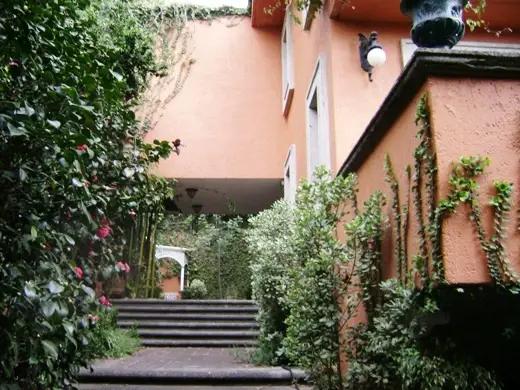 secondary property images 1