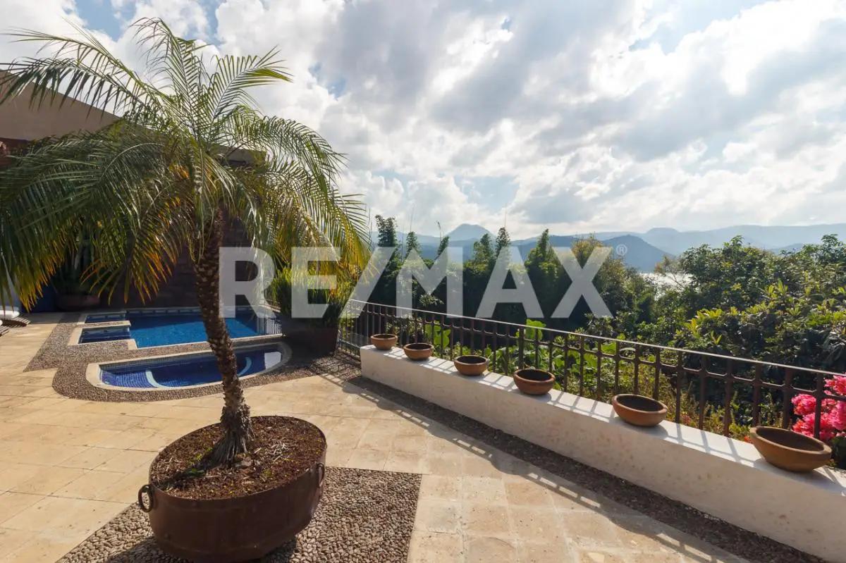 secondary property images 0