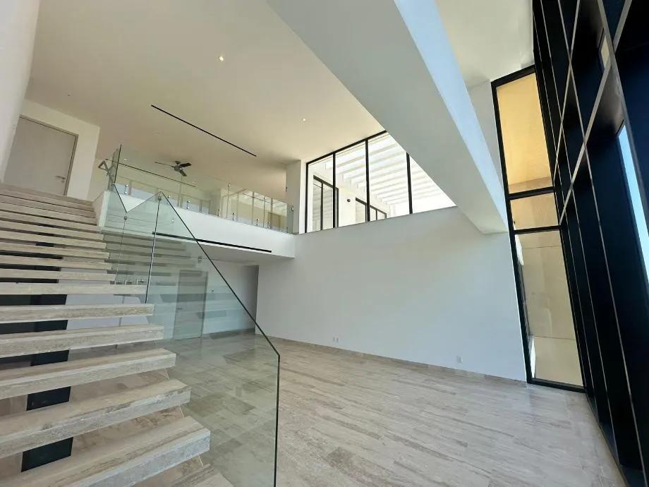 secondary property images 2