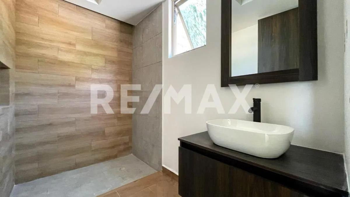 secondary property images 0