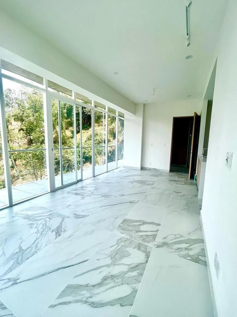 secondary property images 0