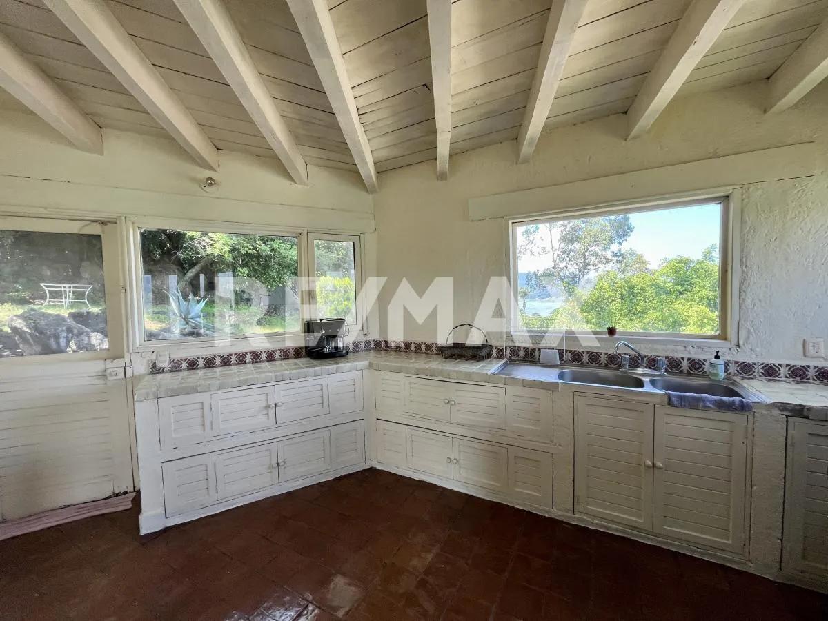 secondary property images 2