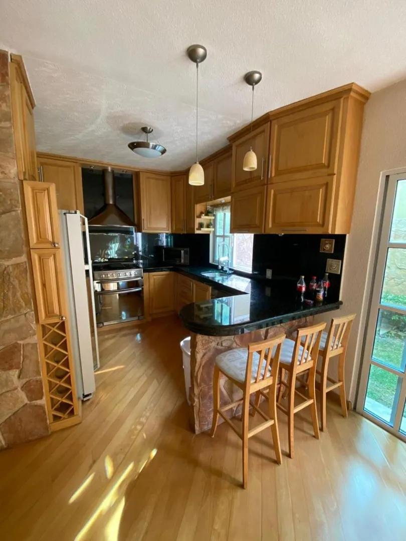 secondary property images 0