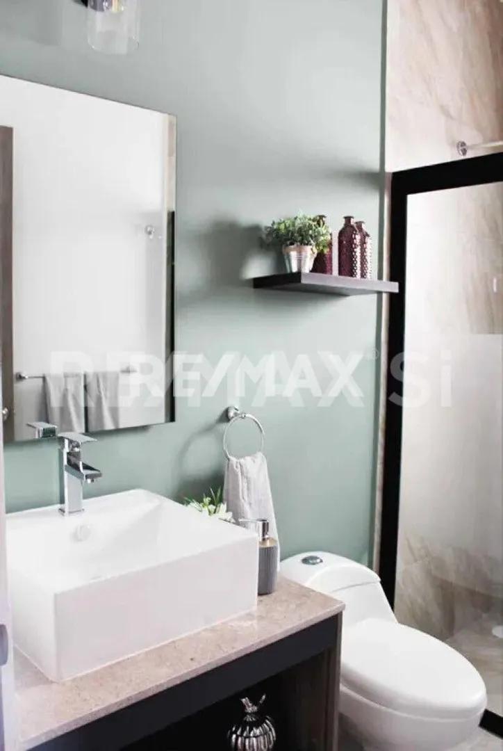 secondary property images 0