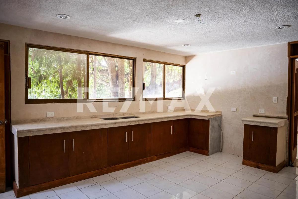 secondary property images 0