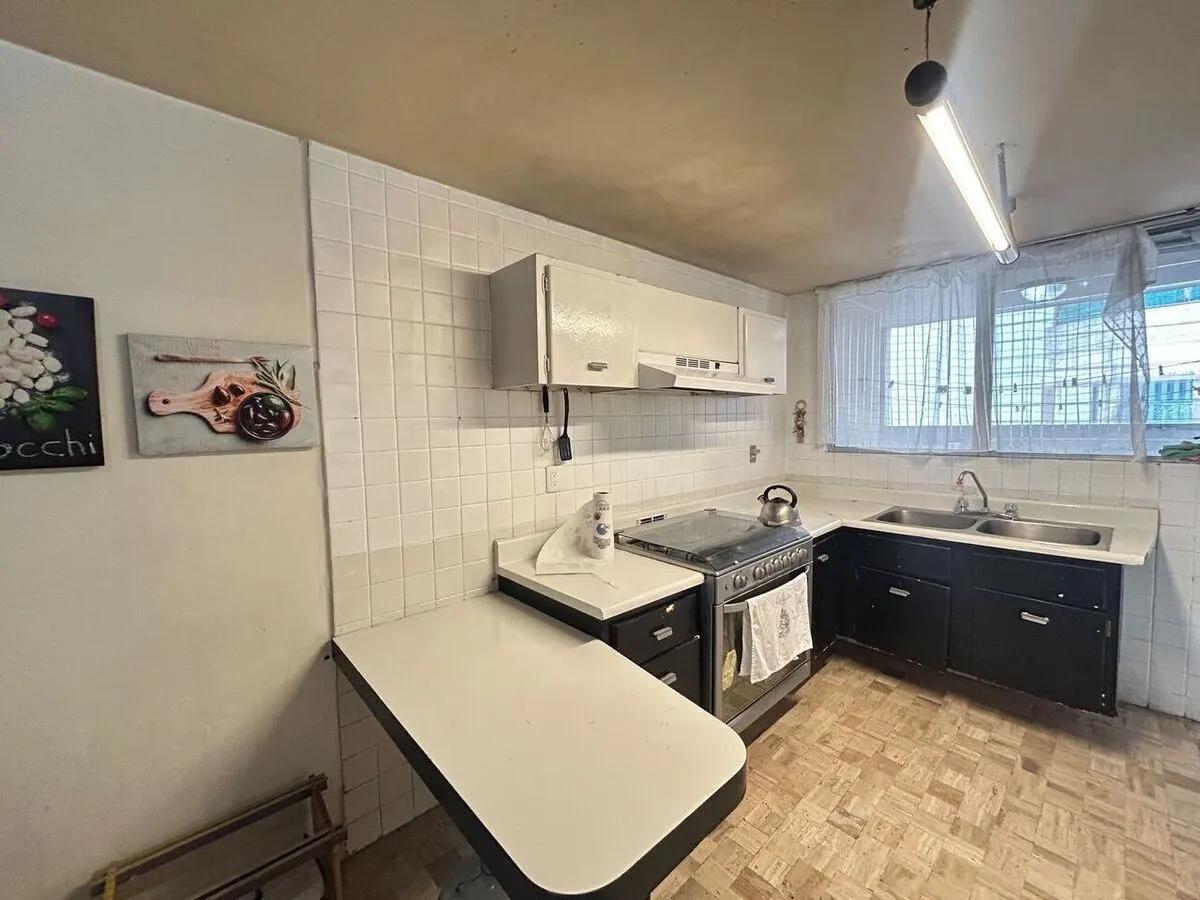 secondary property images 3