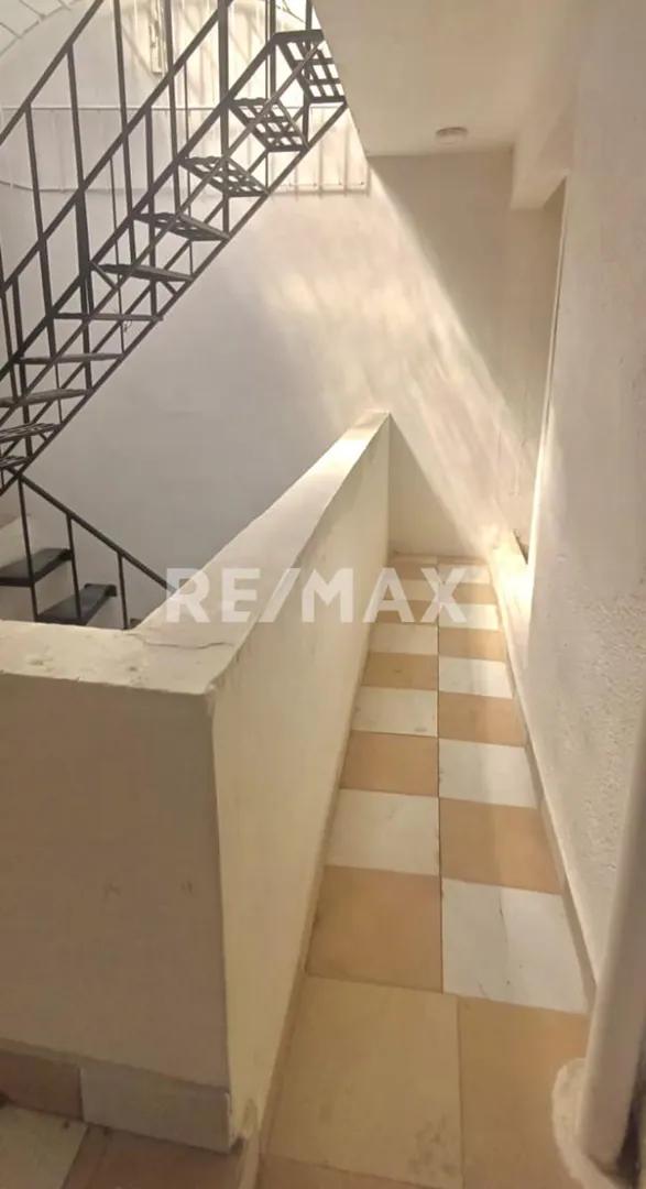 secondary property images 0