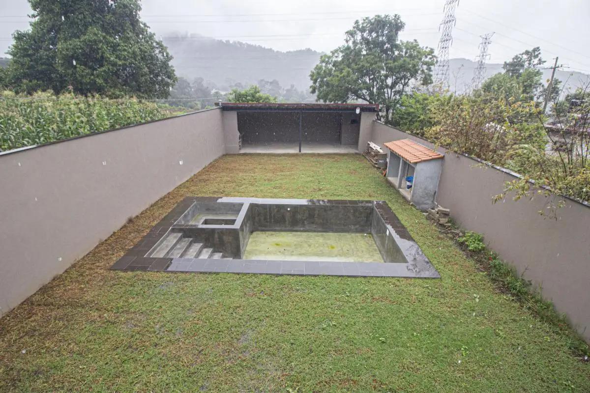 secondary property images 0