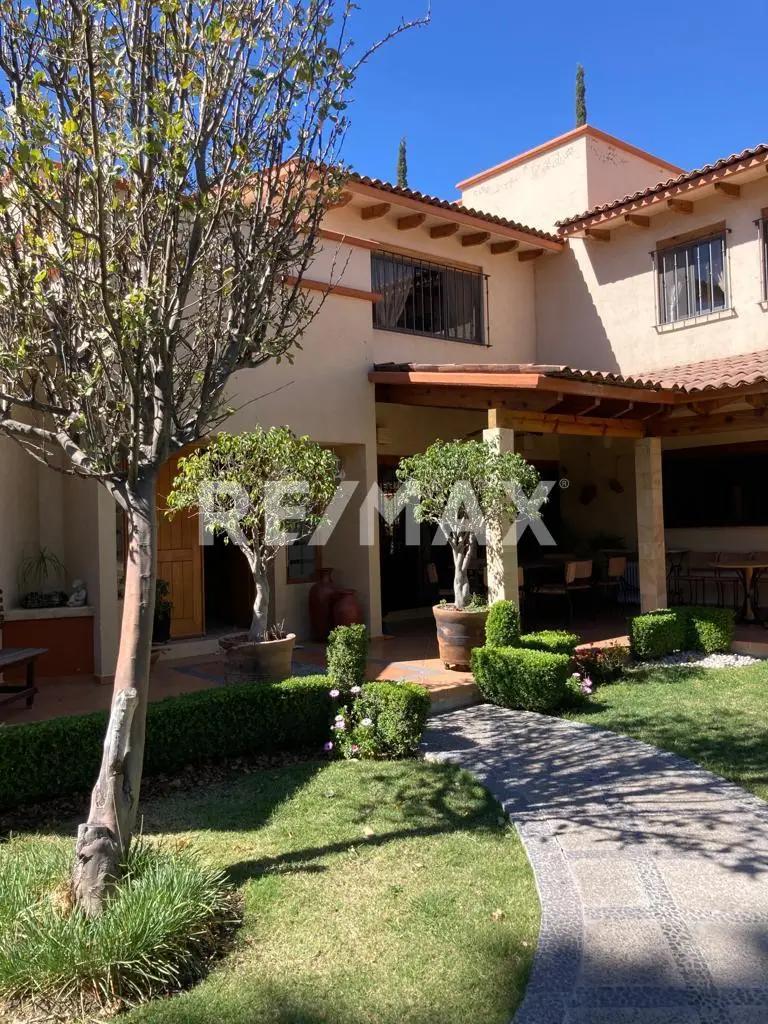 secondary property images 0