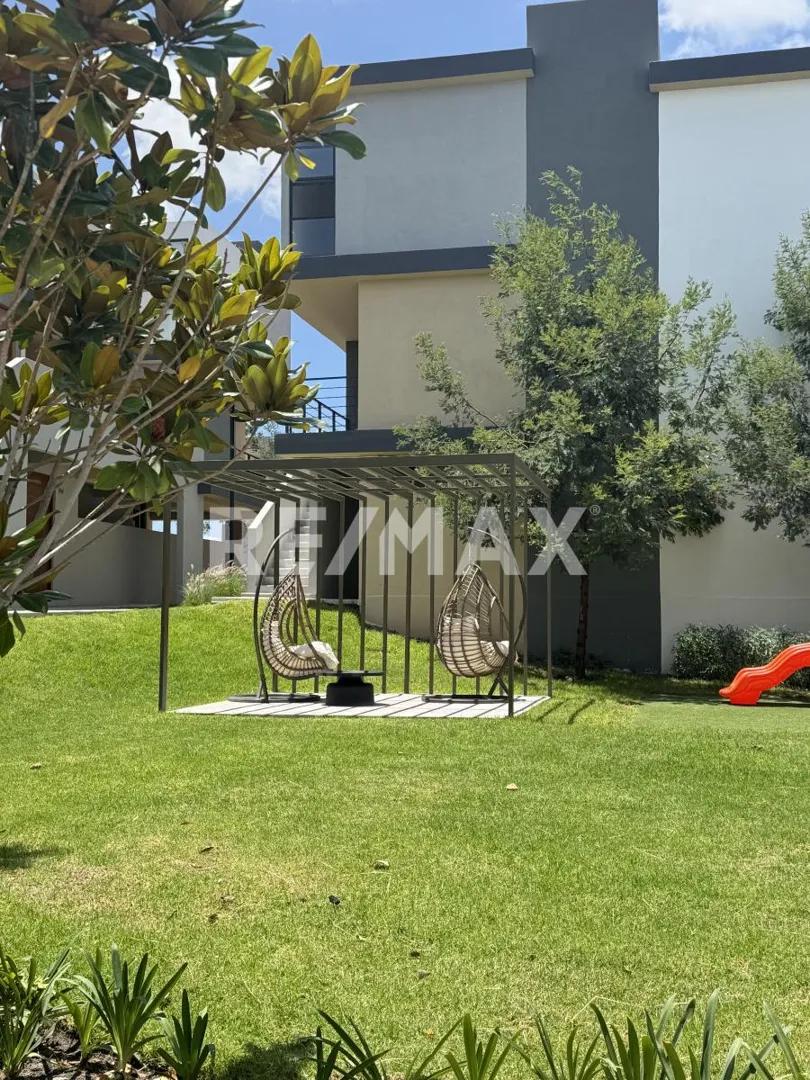 secondary property images 2