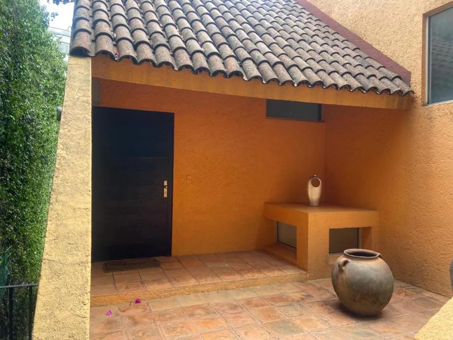 secondary property images 0