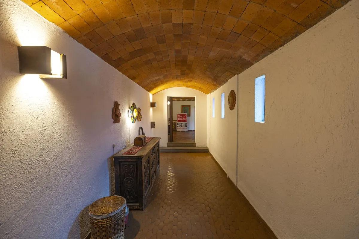 secondary property images 0