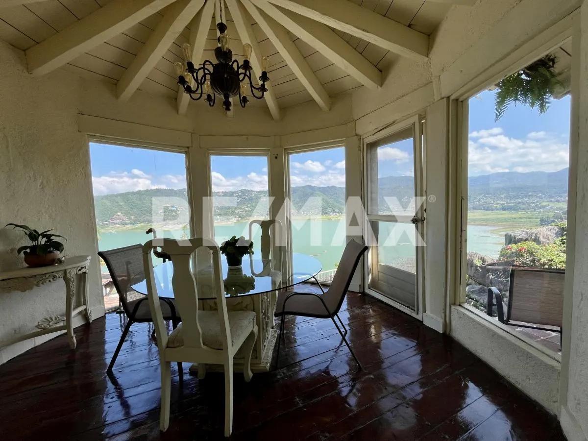 secondary property images 0