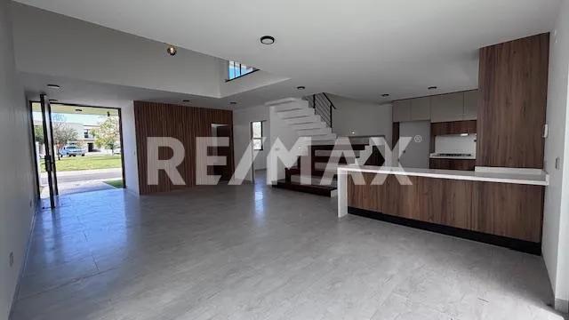 secondary property images 3