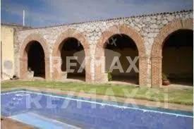 secondary property images 0