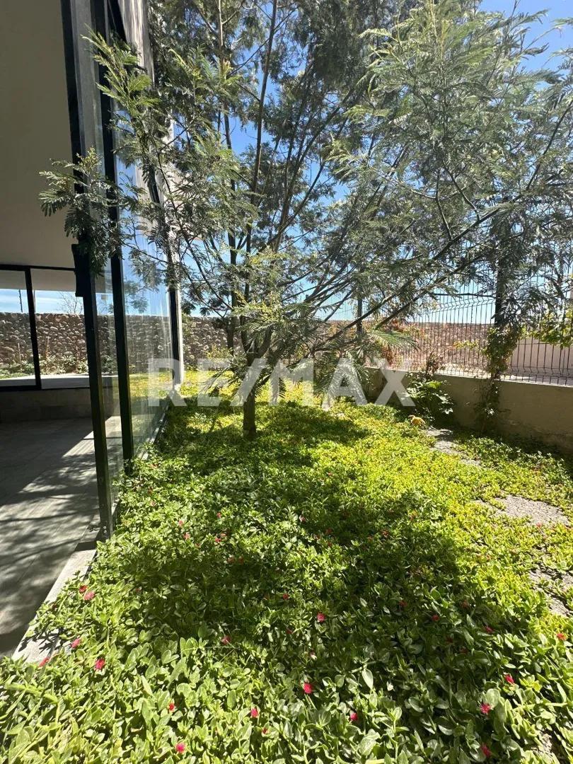 secondary property images 3