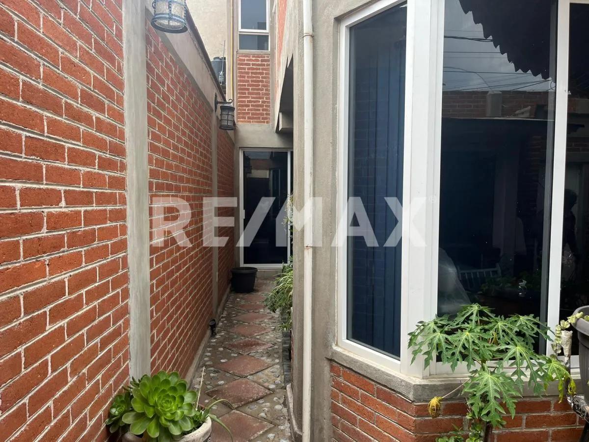 secondary property images 0