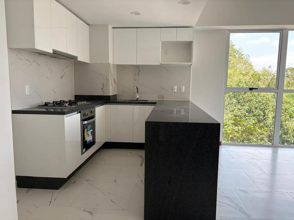 secondary property images 0