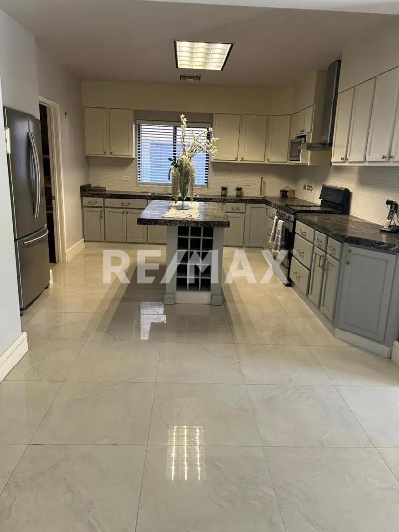 secondary property images 0