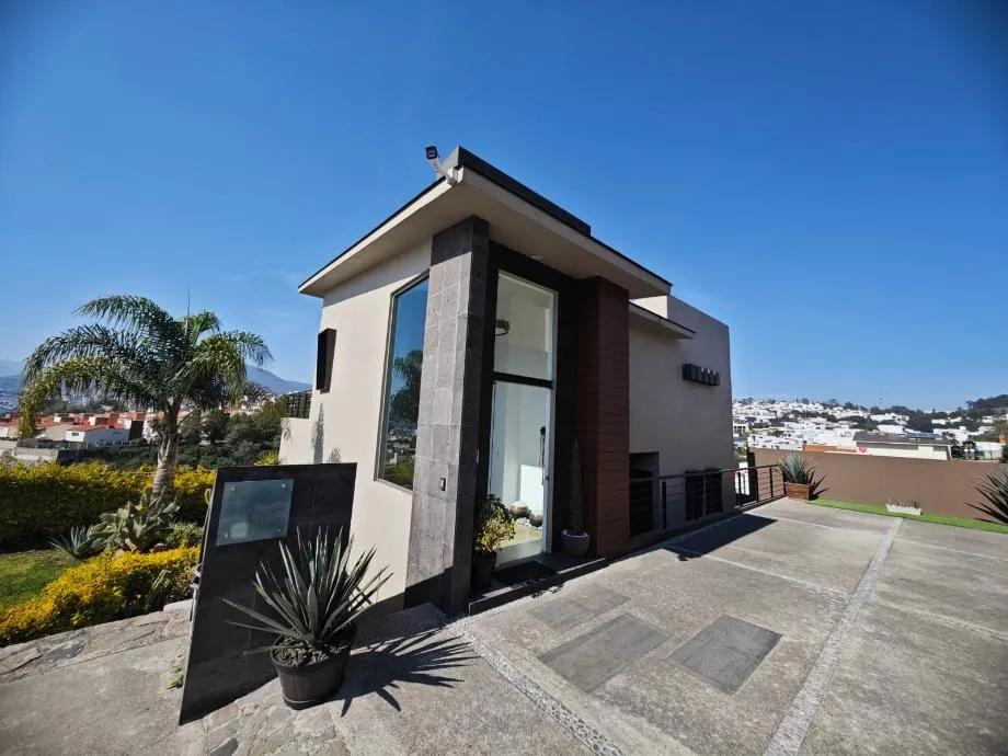 secondary property images 0