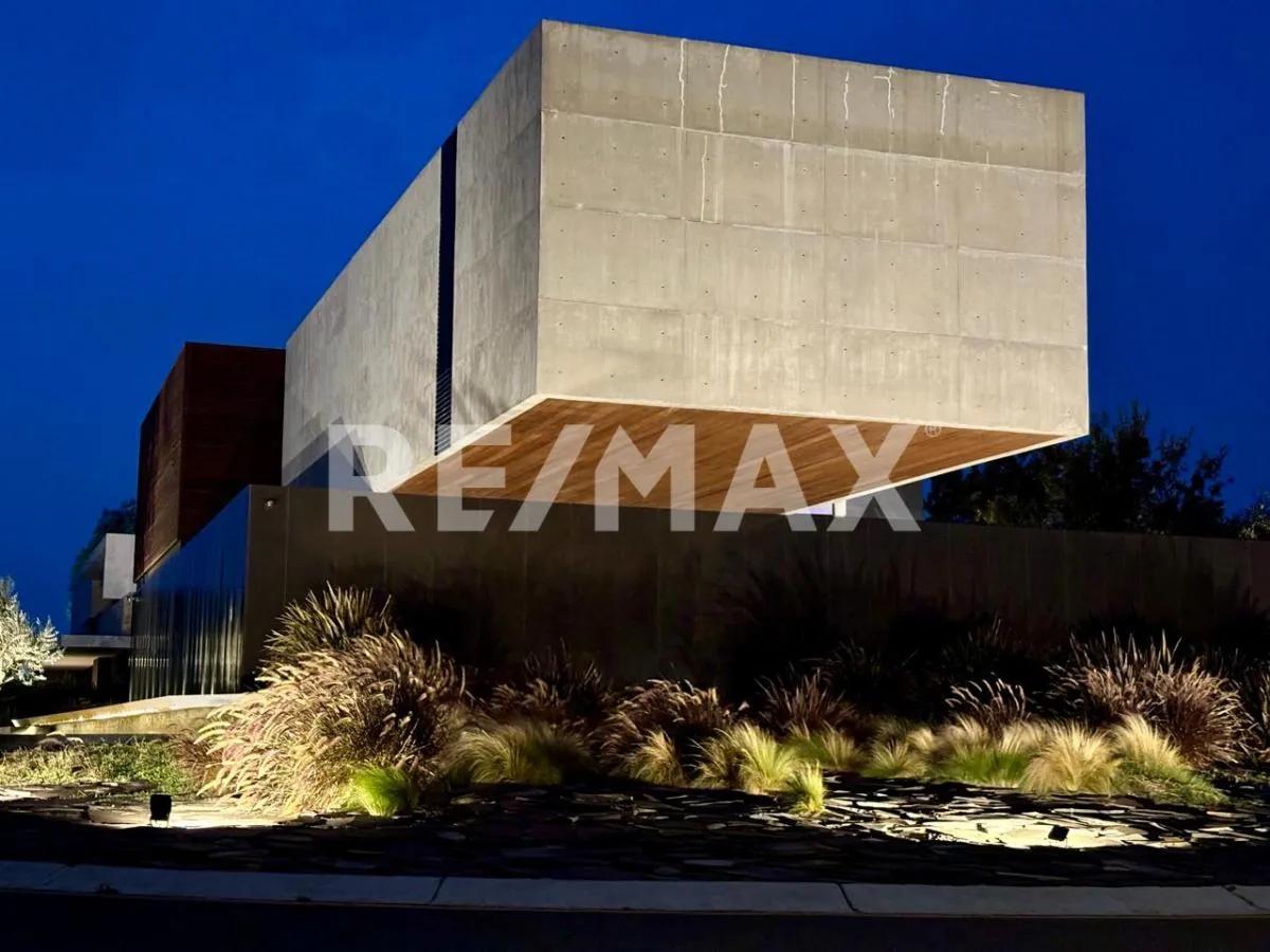 secondary property images 0