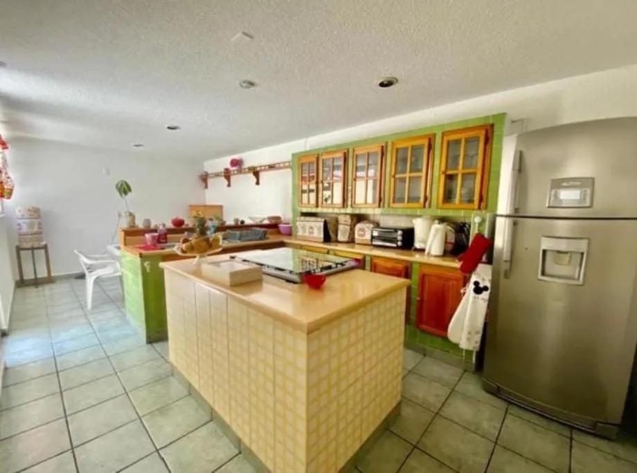 secondary property images 0