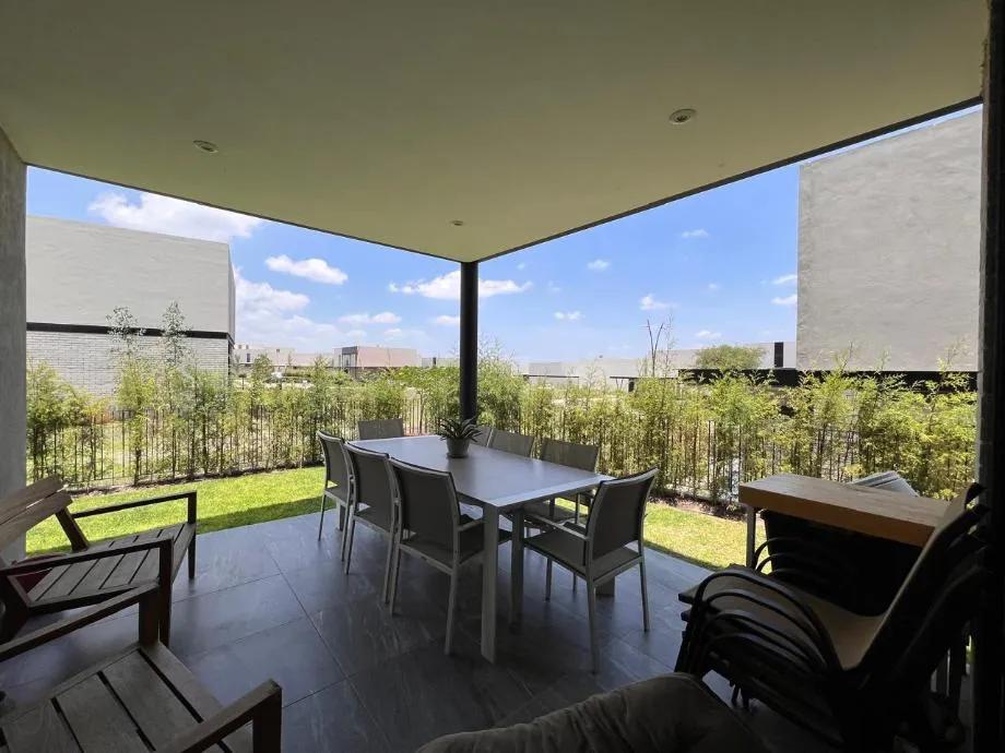 secondary property images 2