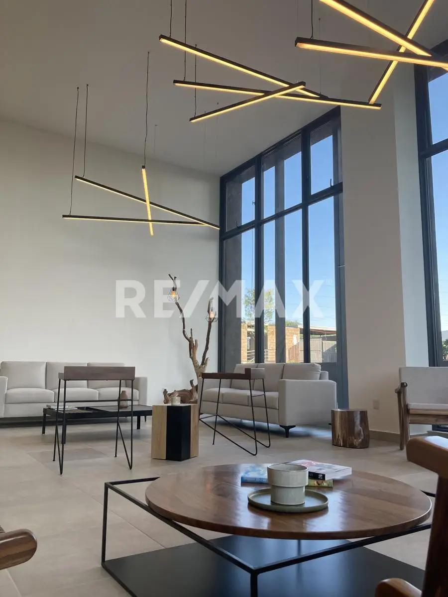 secondary property images 0