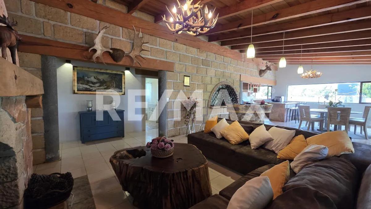 secondary property images 2