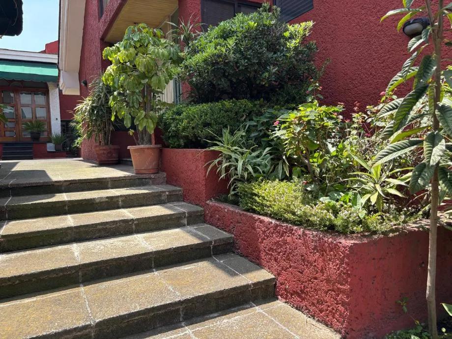 secondary property images 2