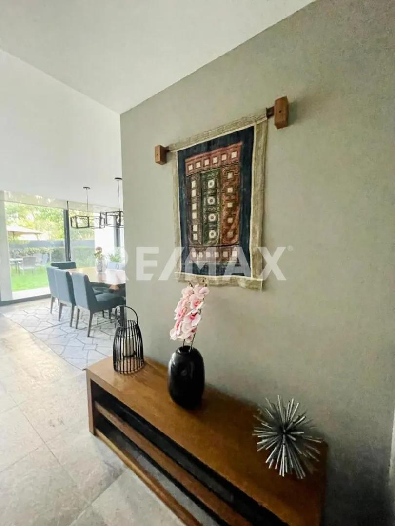 secondary property images 0