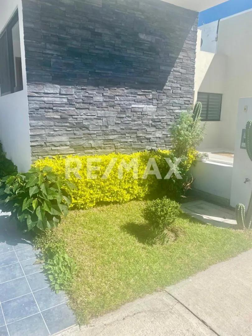 secondary property images 0