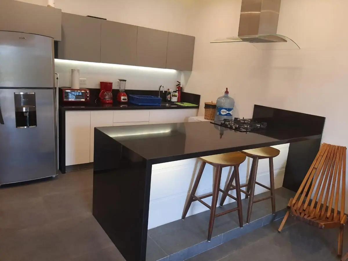 secondary property images 0