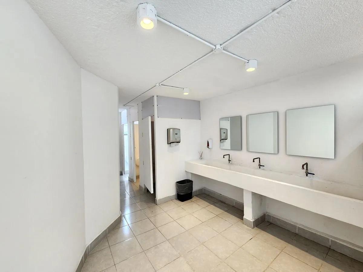 secondary property images 3