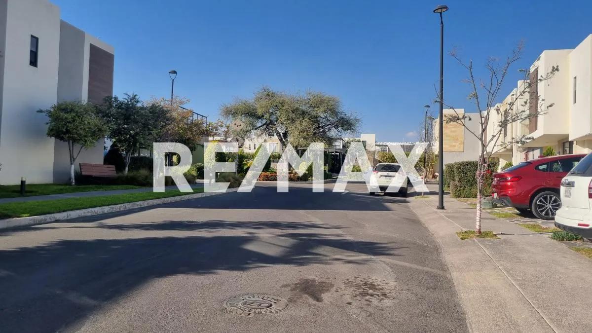 secondary property images 0