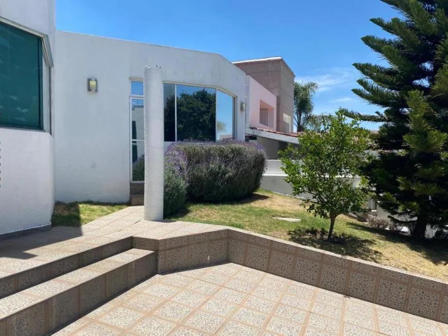 secondary property images 0