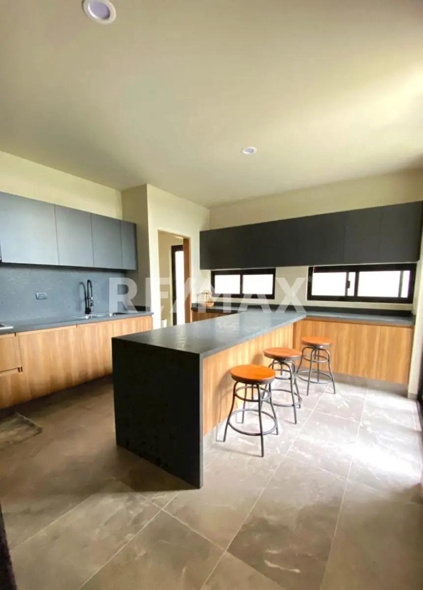 secondary property images 3