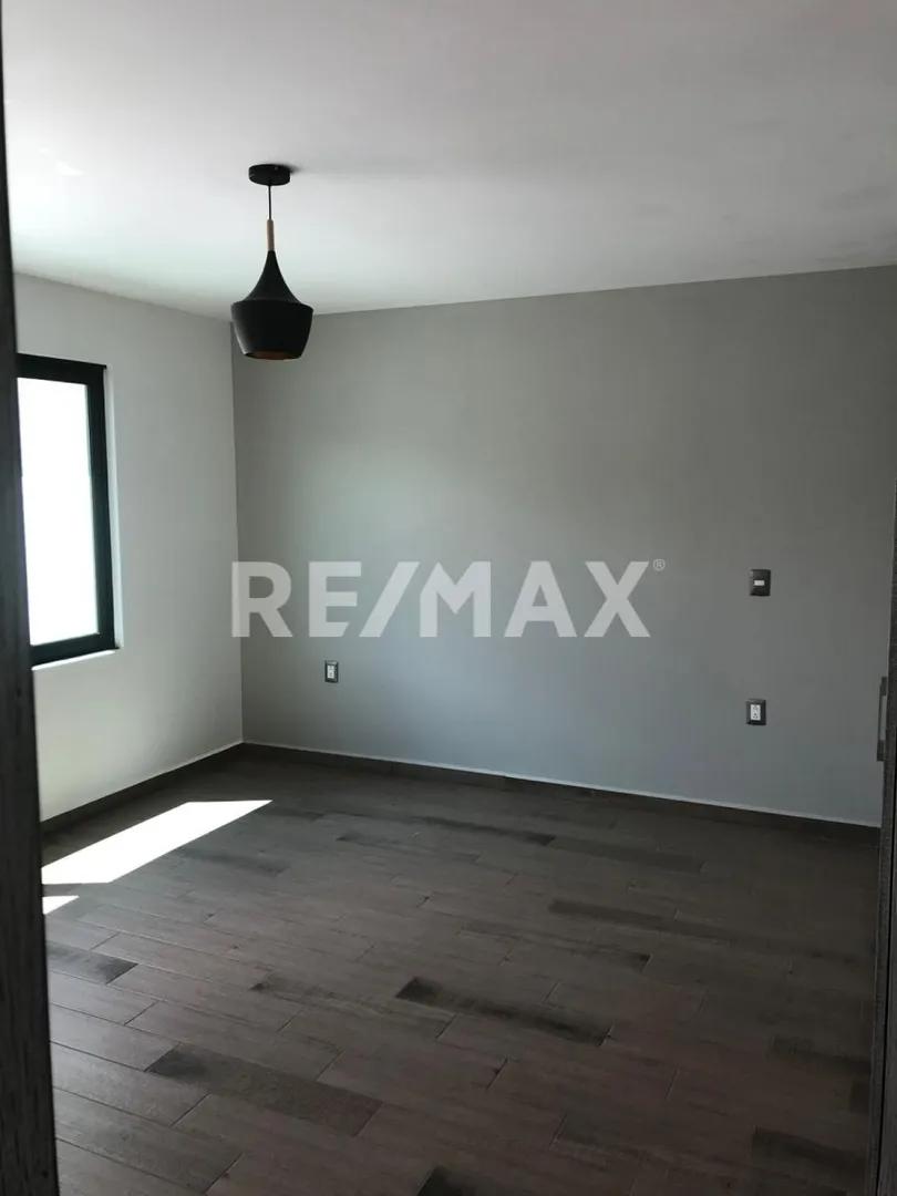 secondary property images 0