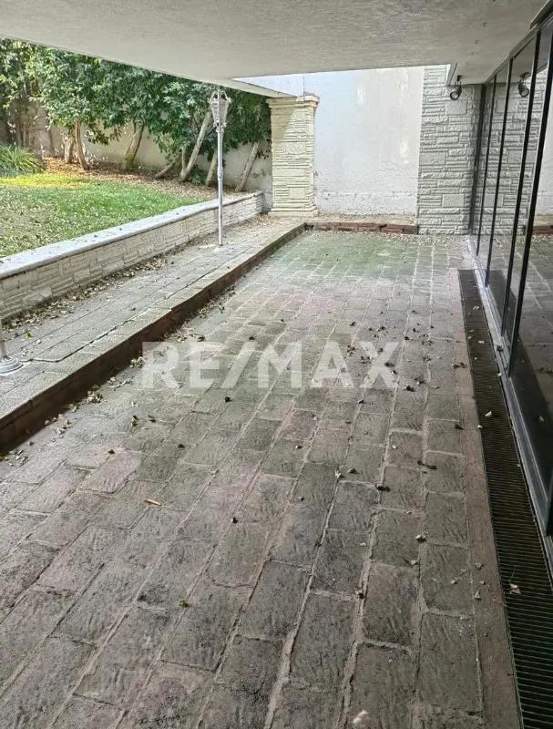 secondary property images 3