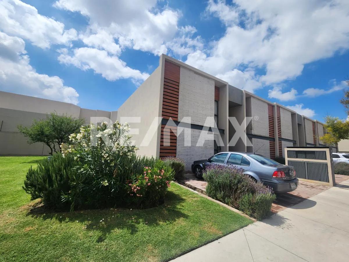 secondary property images 0