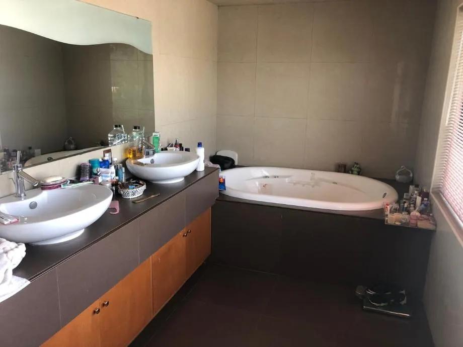 secondary property images 3