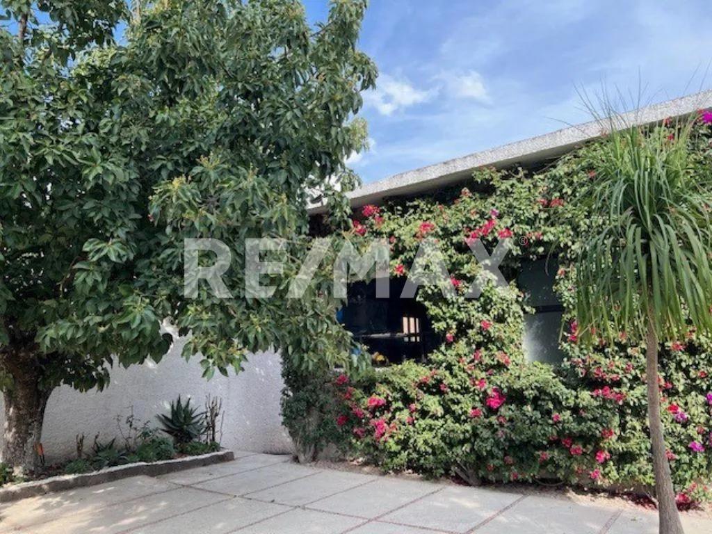 secondary property images 0