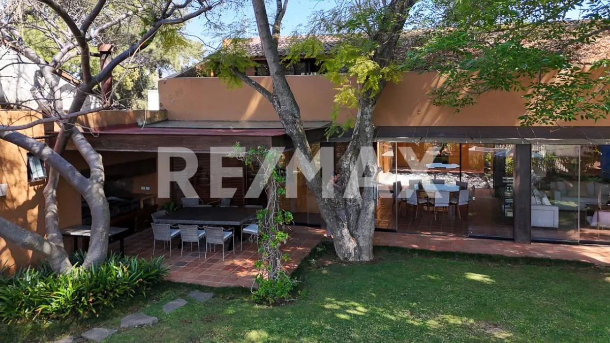 secondary property images 0