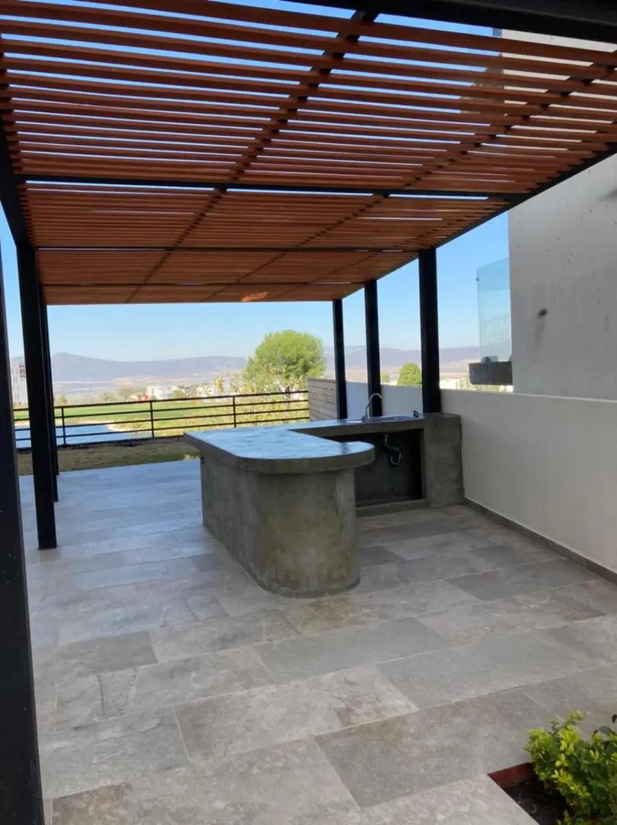 secondary property images 0