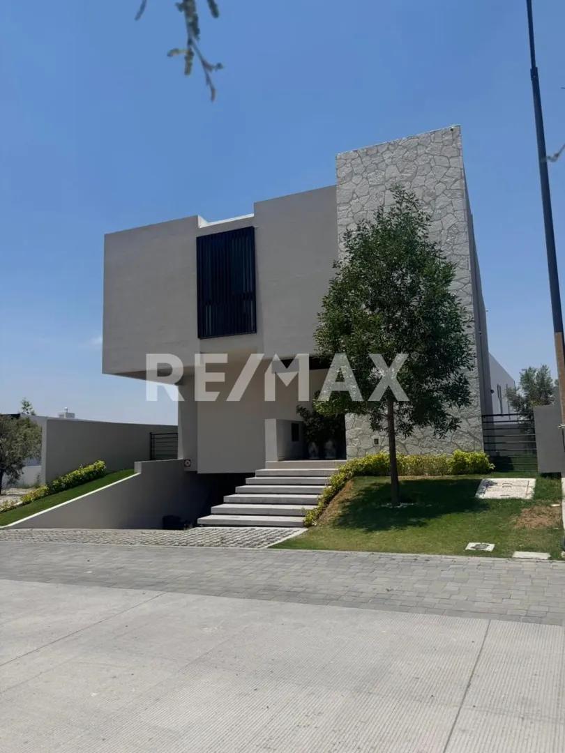 secondary property images 0