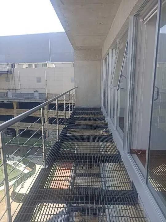 secondary property images 0