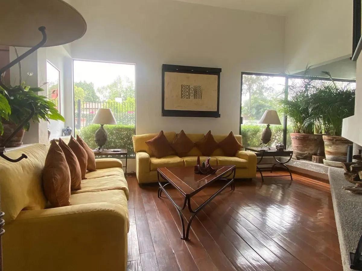 secondary property images 0