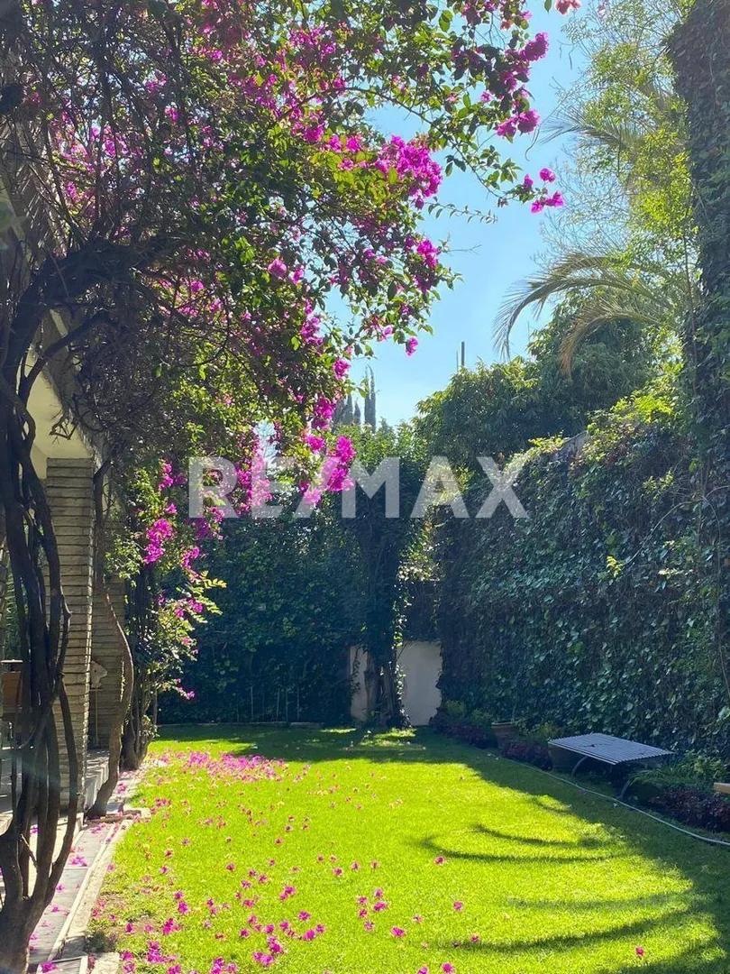 secondary property images 0