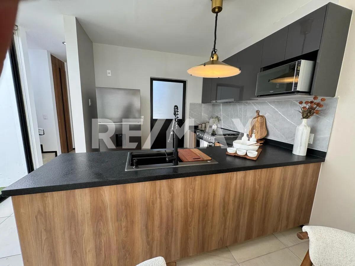 secondary property images 0