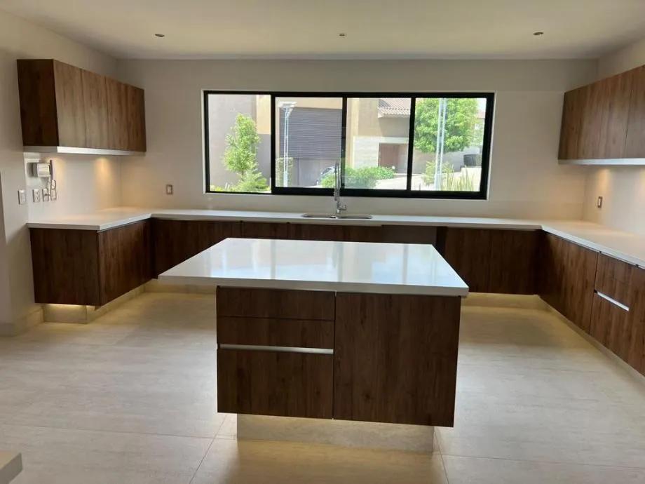 secondary property images 1